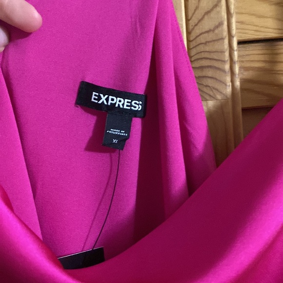 Express Satin Top - Picture 2 of 5